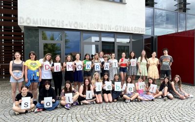 „Demokratie leben“: Gymnasium Viechtach will Projekt retten